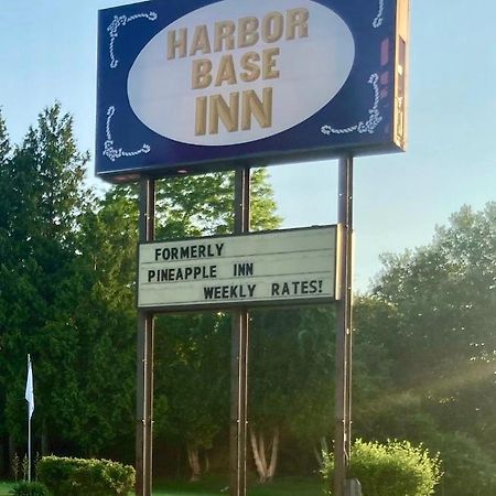 Harbor Base Inn Newport Ngoại thất bức ảnh